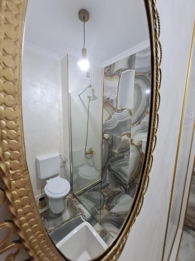Apartament Larysse Oradea Exterior photo